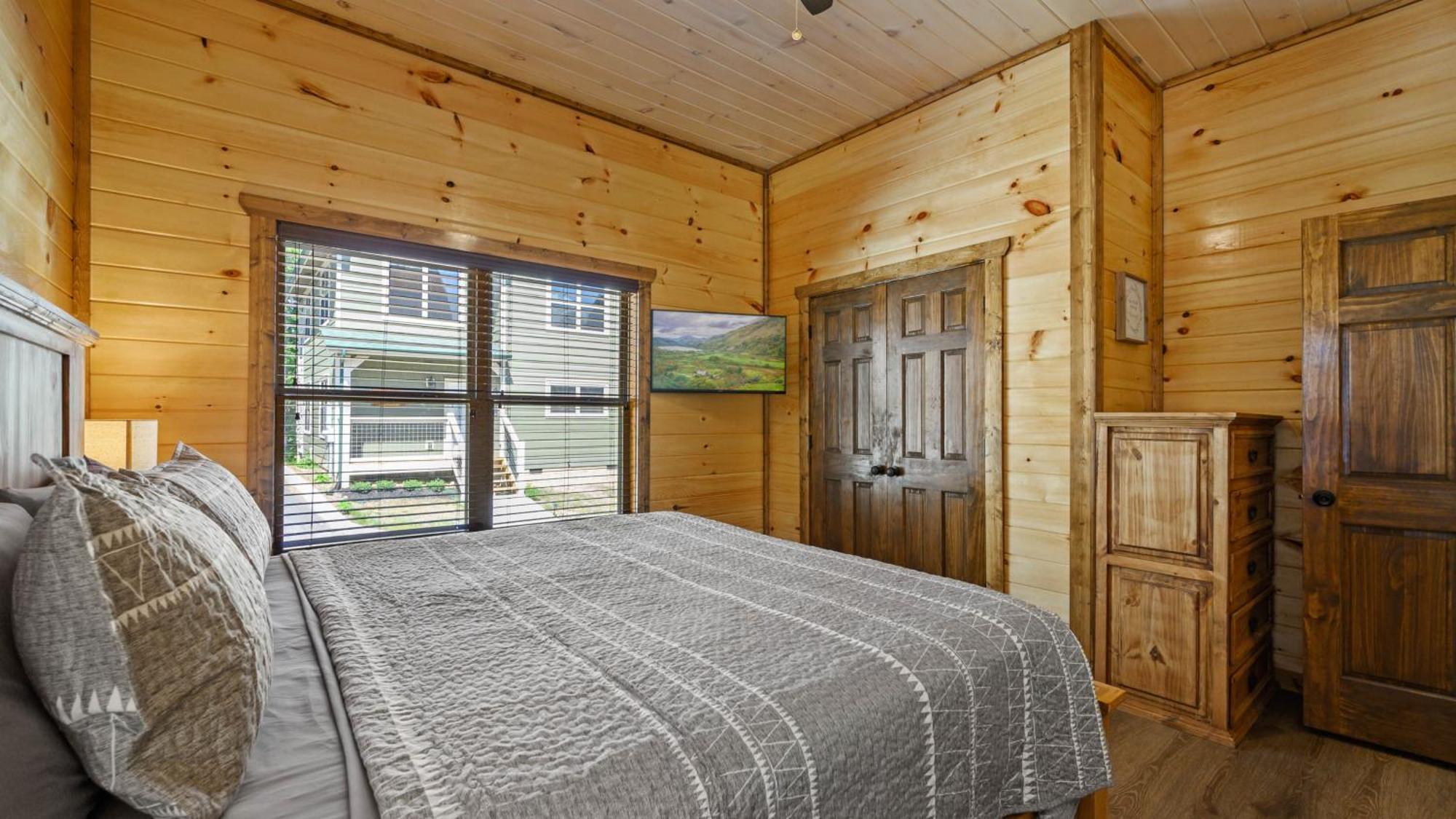 Liberty Lodge - Family Getaway With Pool, Hot Tub, Arcade & Dogs Pigeon Forge Kültér fotó